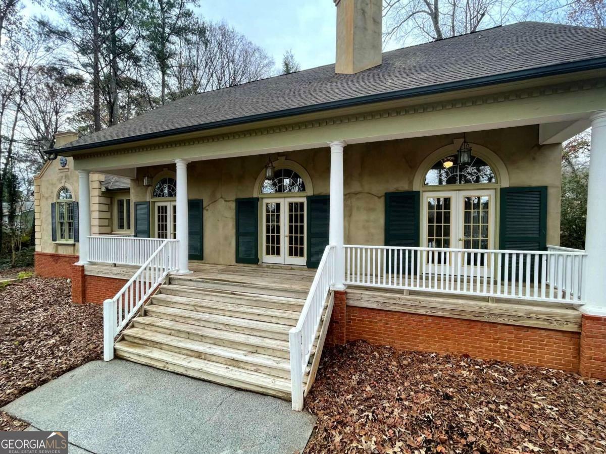 Property Photo:  465 Stonehenge Drive NW  GA 30064 