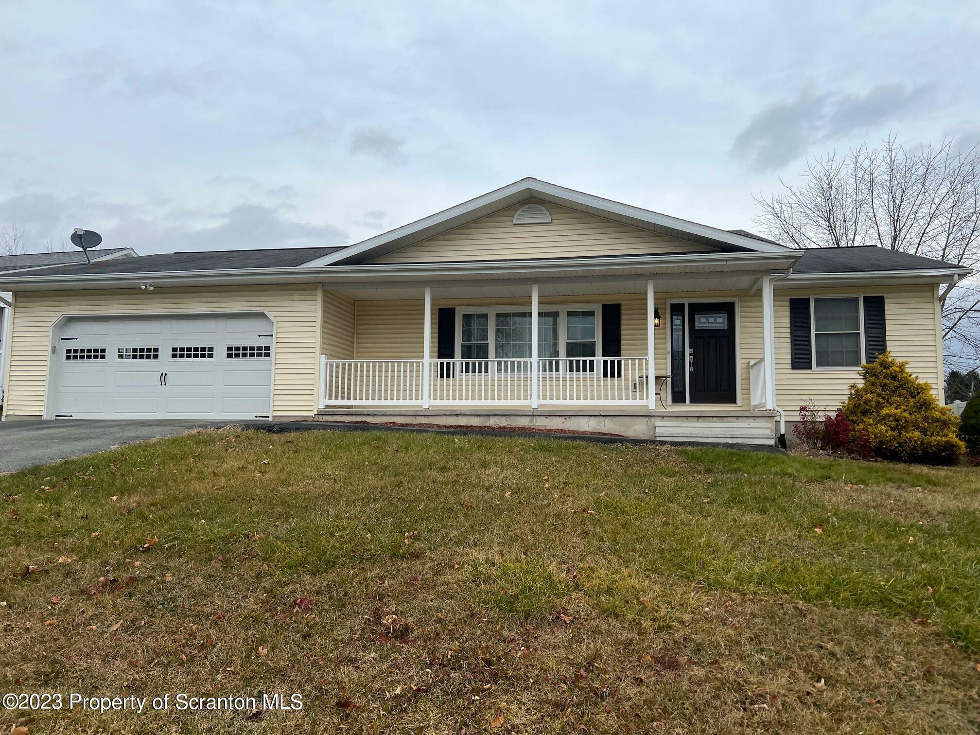 Property Photo:  101 Raymond Drive  PA 18433 