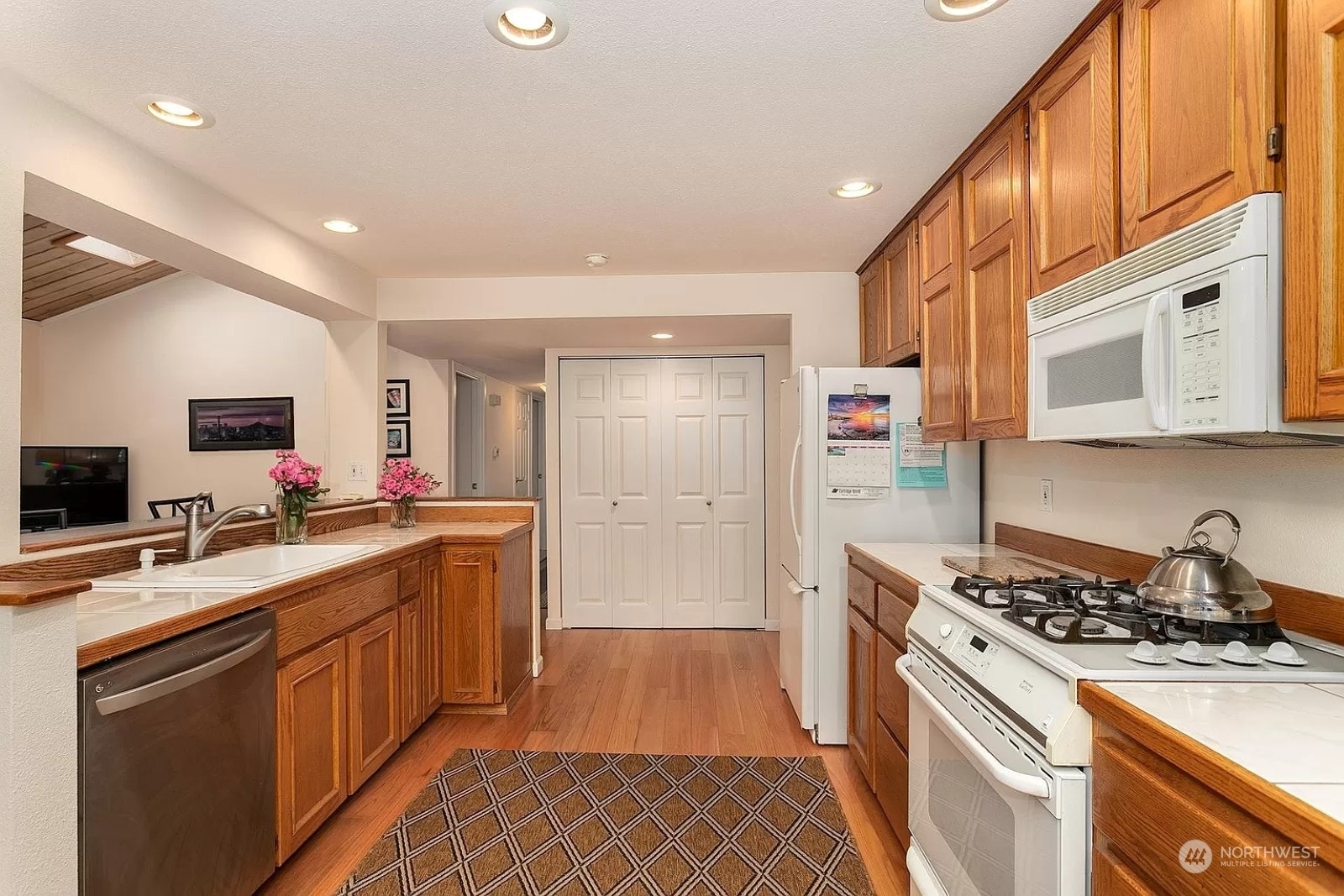 Property Photo: 14151 126th Avenue NE WA 98034