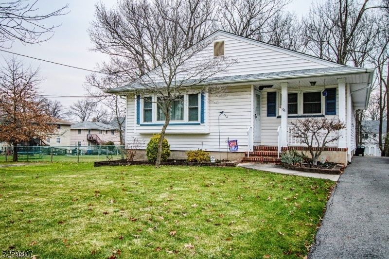 Property Photo: 94 Dewey Ave NJ 07067