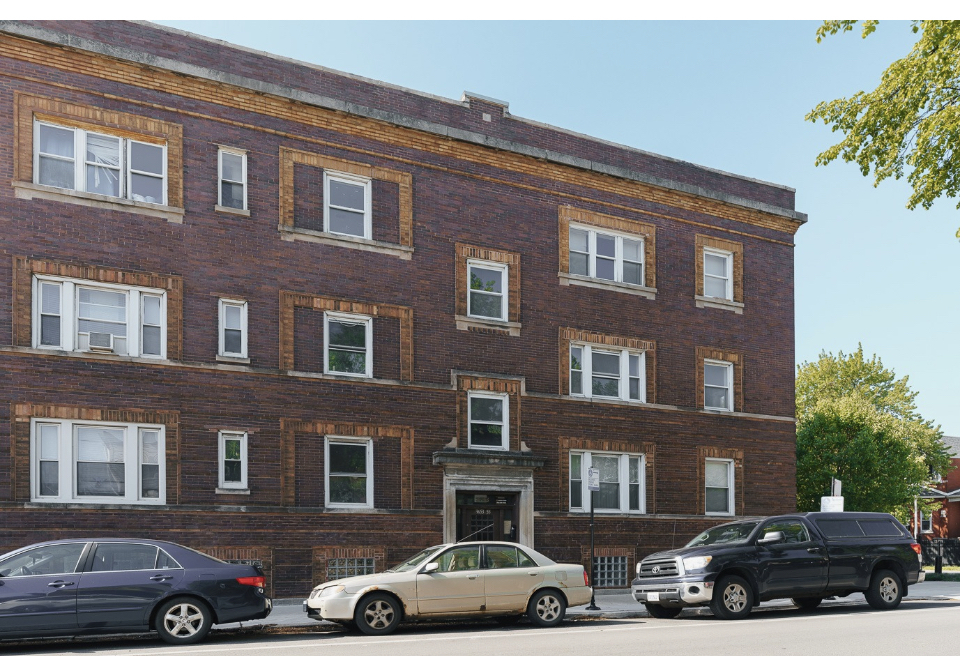 Property Photo: 2501 S Lawndale Avenue 8 IL 60623