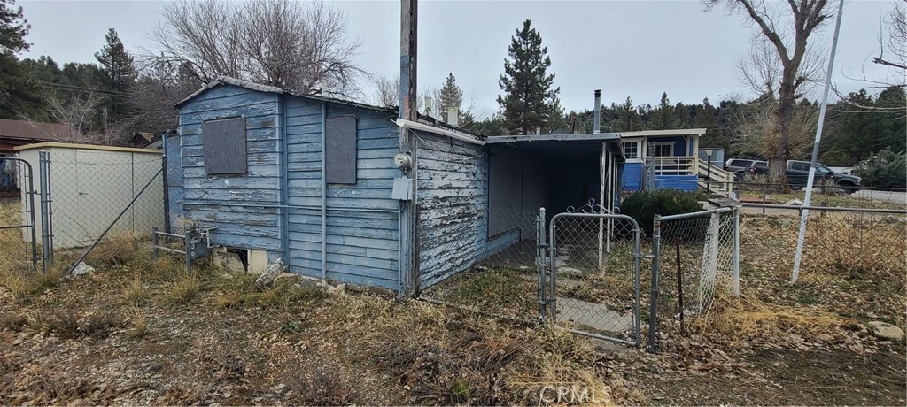 Property Photo:  228 Chaparral Street  CA 93225 