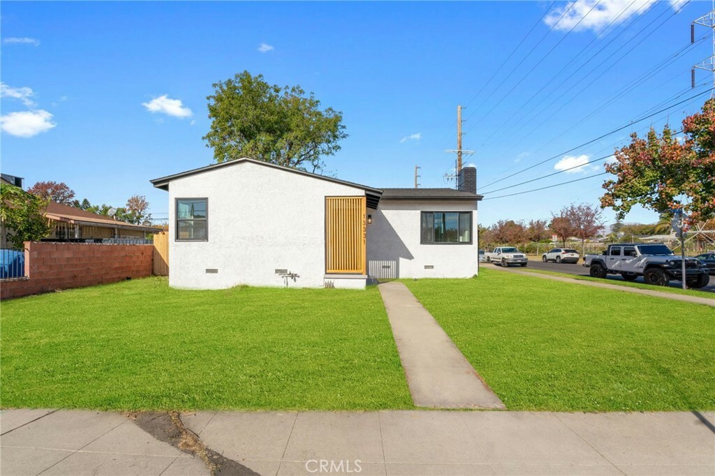 Property Photo:  13331 Wentworth Street  CA 91331 