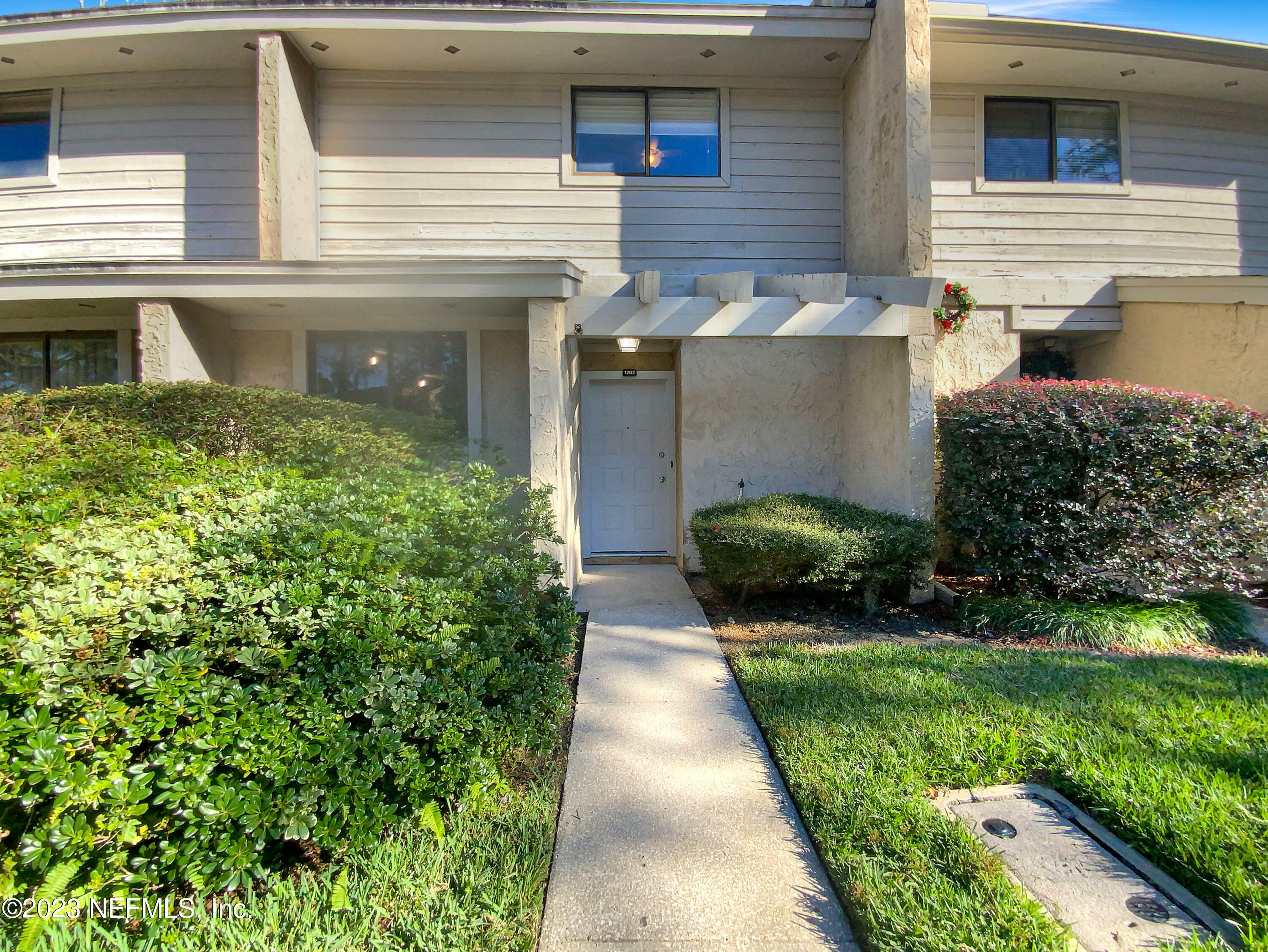 Property Photo:  3801 Crown Point Road 1202  FL 32257 