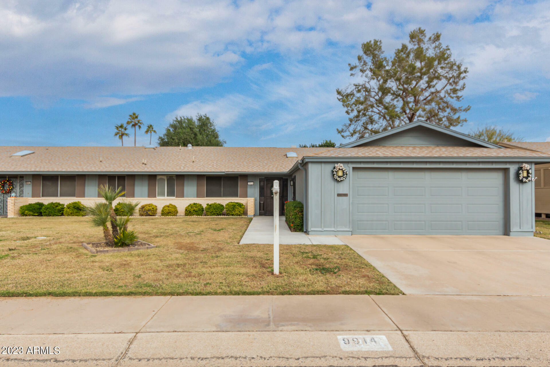 Property Photo: 9914 W Raintree Drive AZ 85351