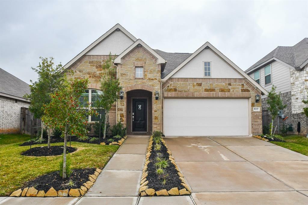 Property Photo: 1727 Country Air Lane TX 77459