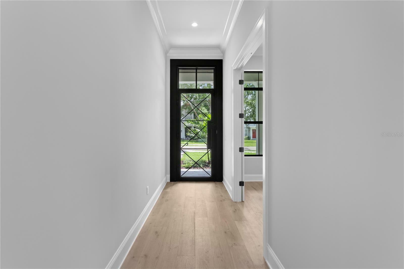 Property Photo: 3109 W Knights Avenue FL 33611
