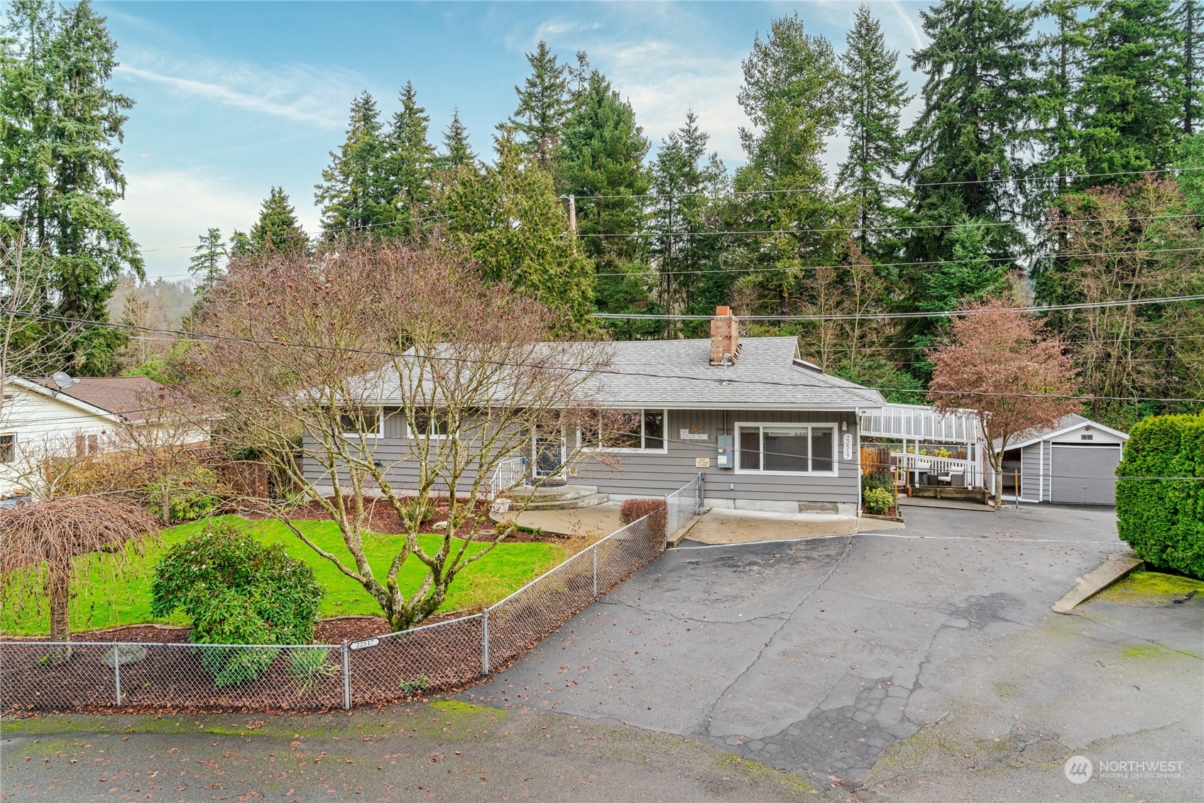 Home For Sale In Edmonds 22517 72nd Pl W Edmonds WA 98026   0 2 Gallery 