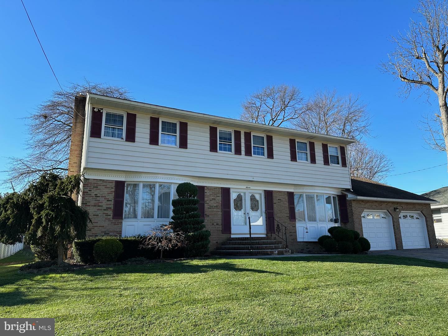 Property Photo: 7 Beverly Place NJ 08619