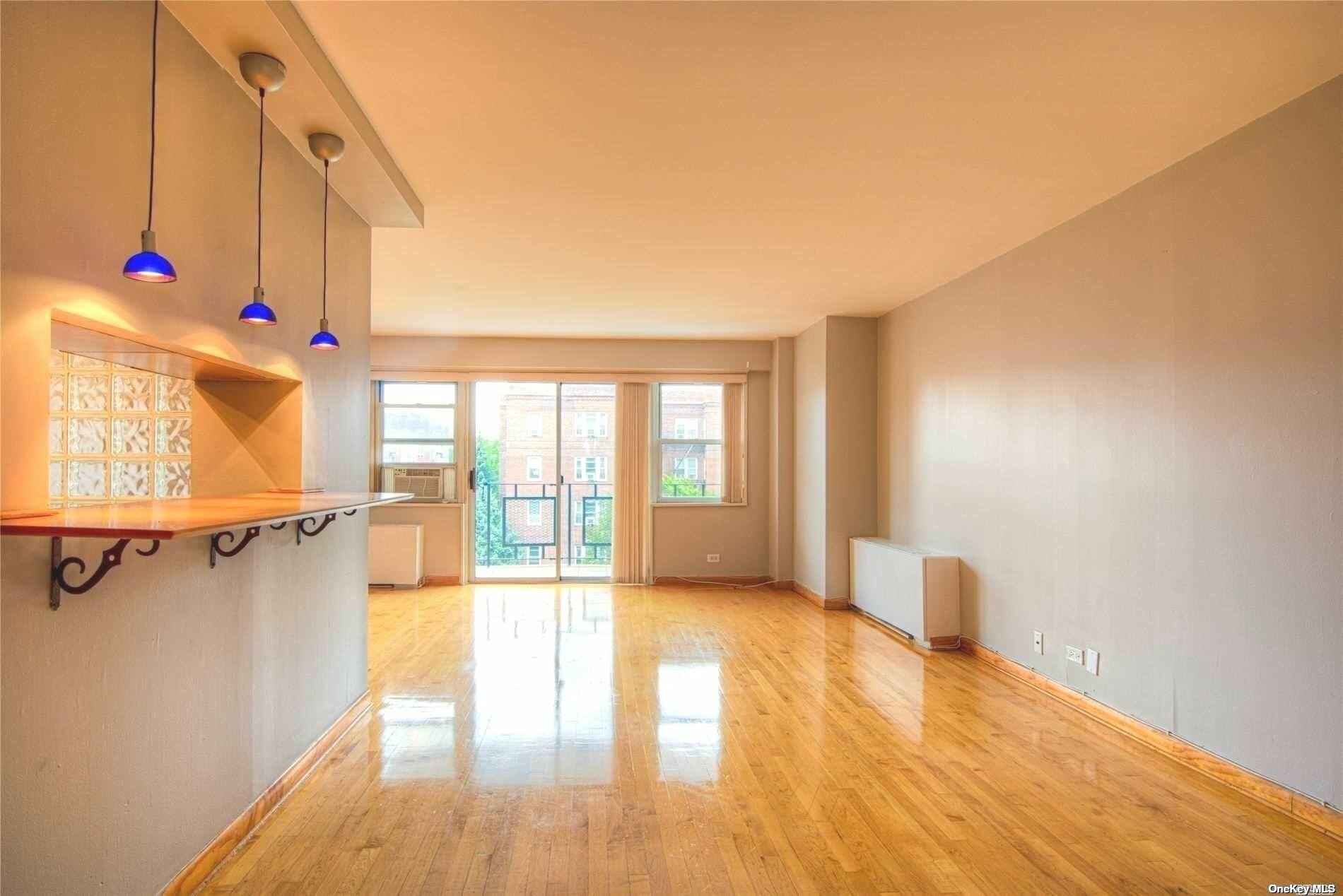 Property Photo:  72-35 112th Street 6C  NY 11375 