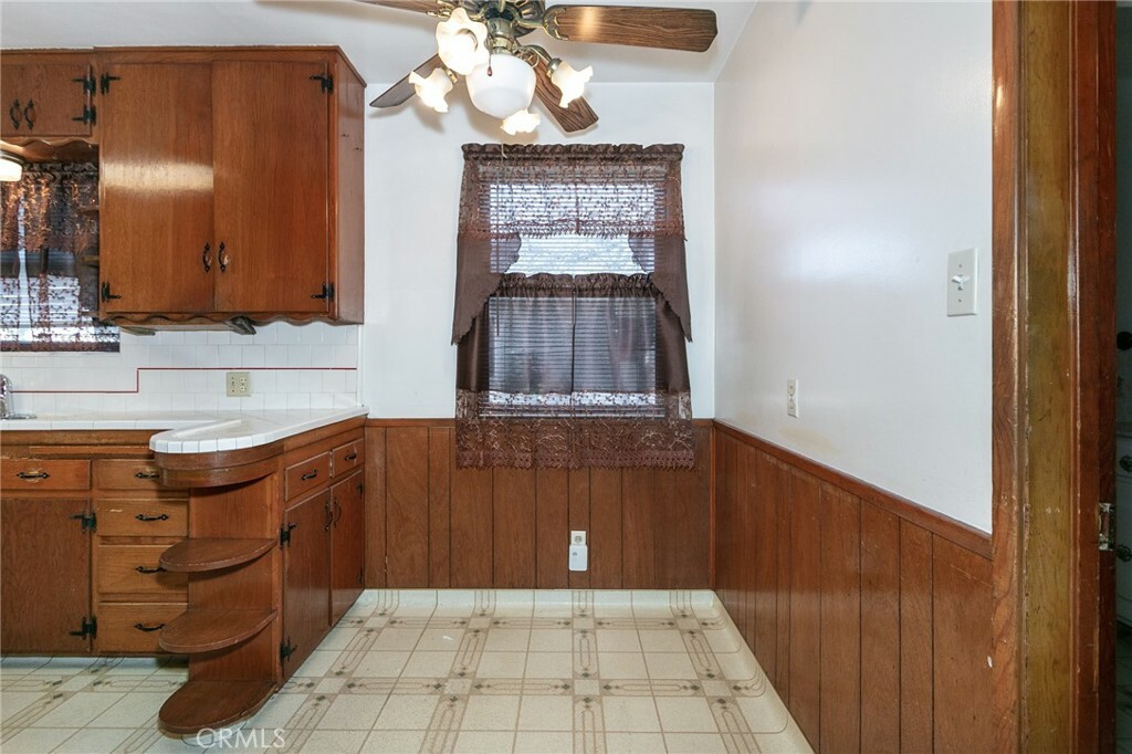 Property Photo:  9718 Rosecrans Avenue  CA 90706 