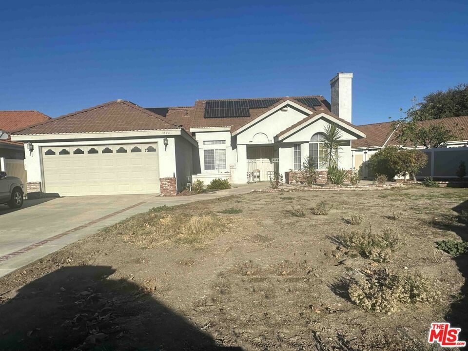 Property Photo:  1274 Silica Court  CA 92543 