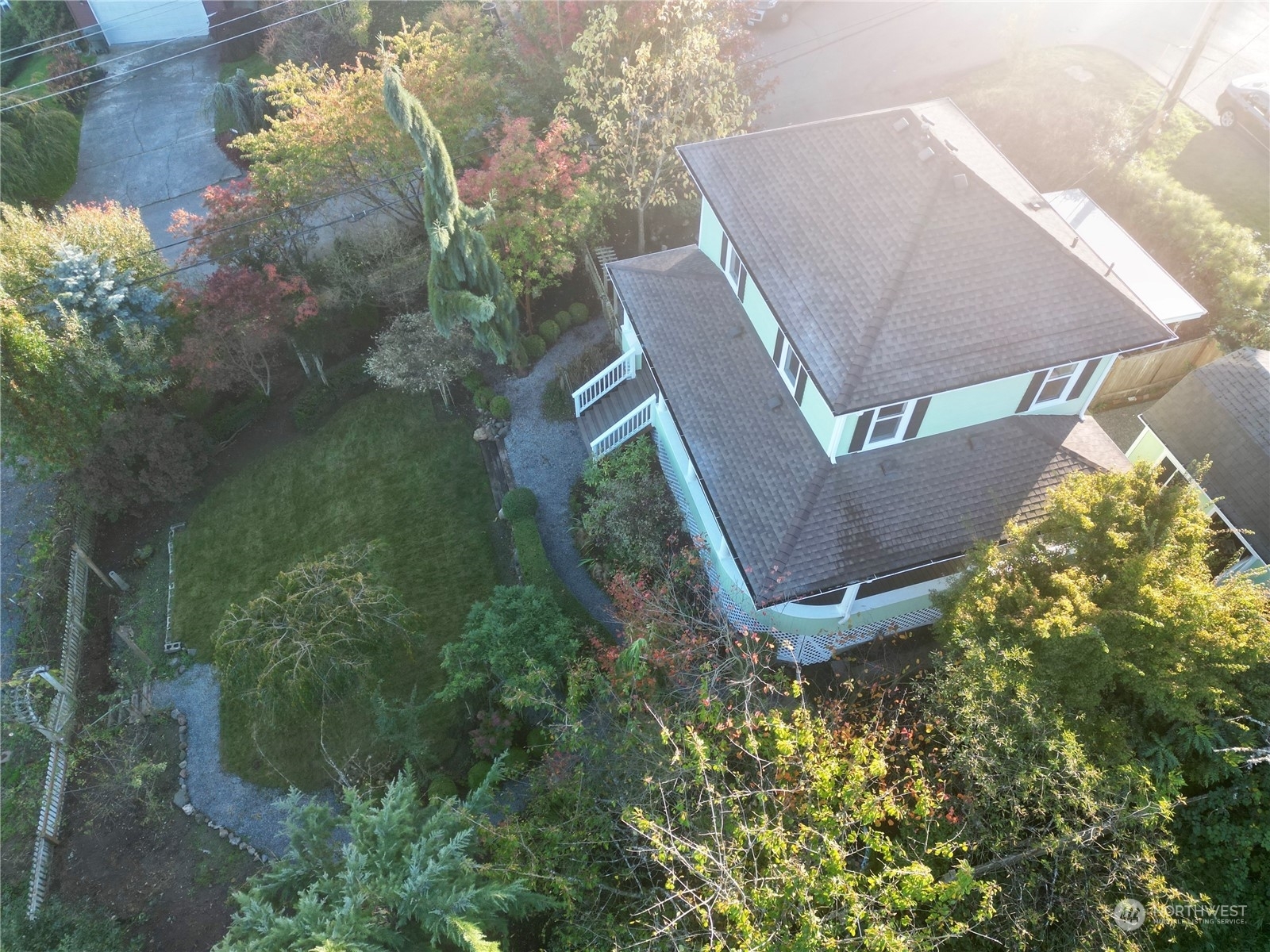 Property Photo:  2115 Main Street  WA 98203 