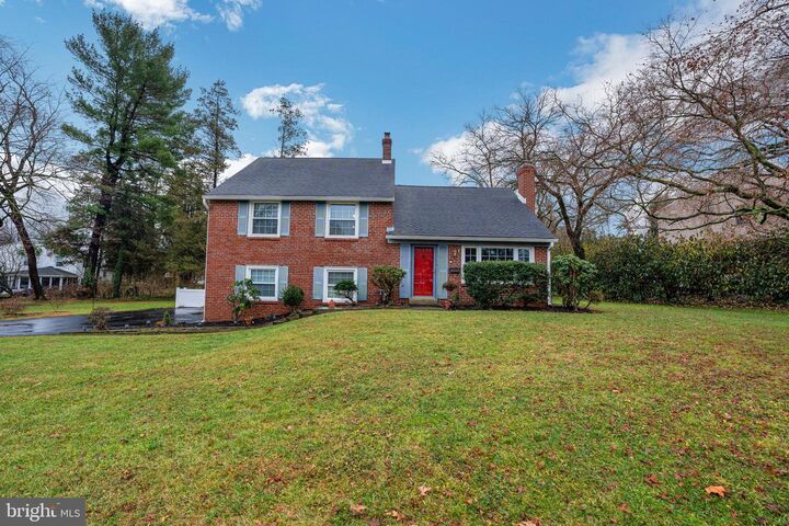 204 Canterbury Drive  Wallingford PA 19086 photo