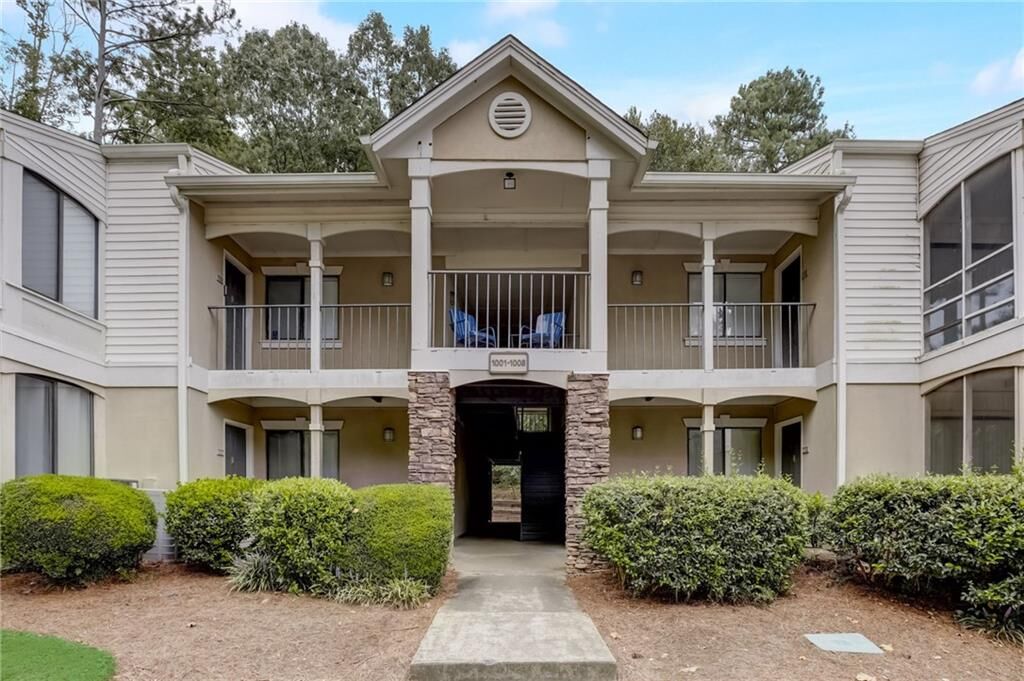 Property Photo:  1007 Wingate Way  GA 30350 