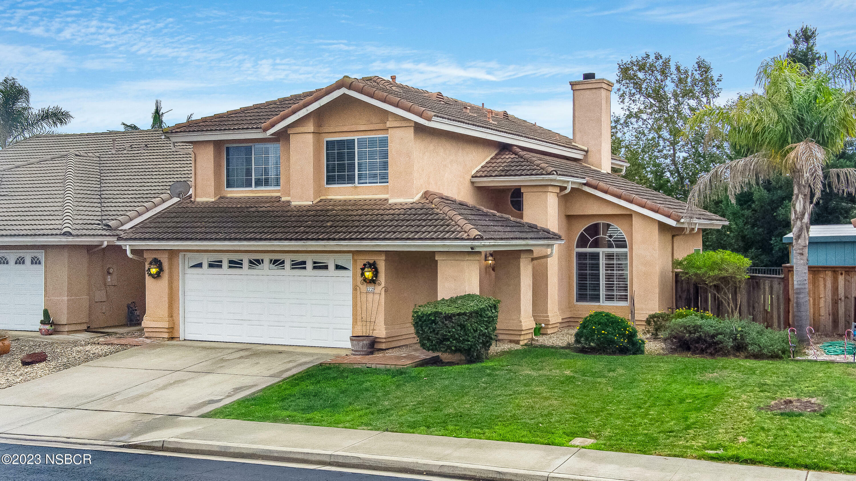 Property Photo: 1229 Stonebrook Drive CA 93436