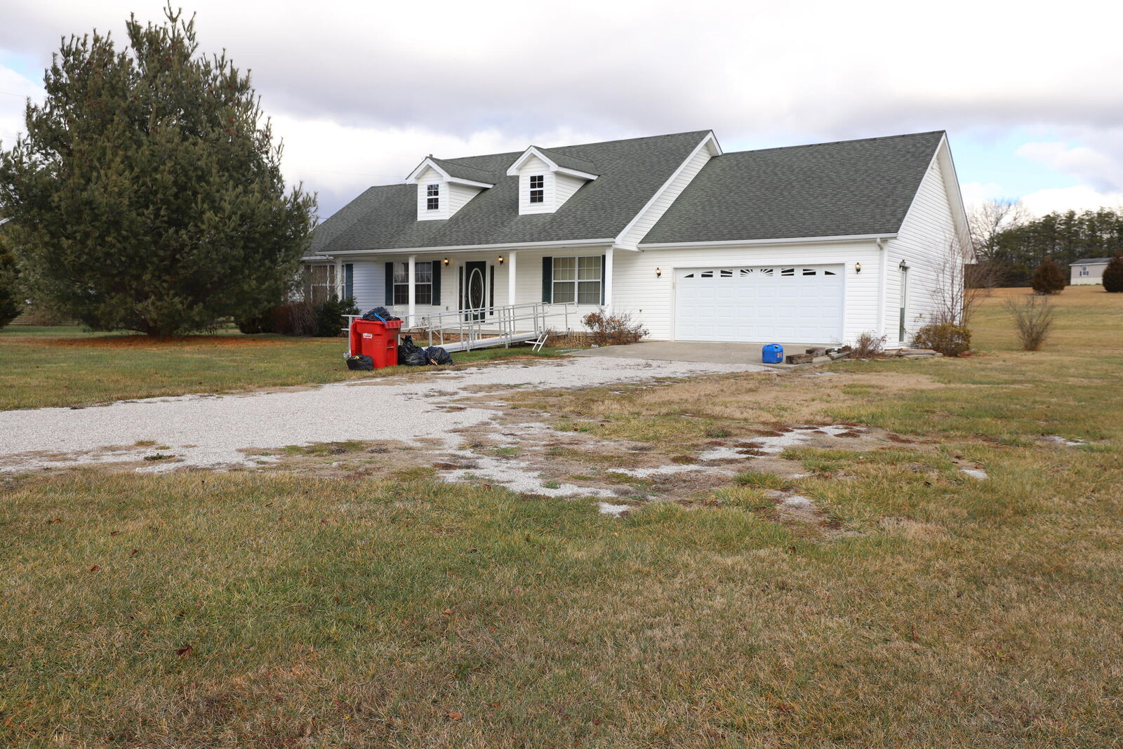 Property Photo:  418 E Barker Lane  KY 40403 