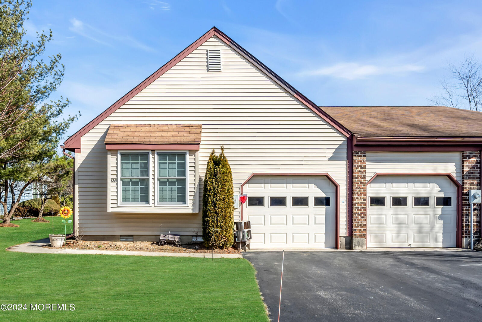 Property Photo:  12B Glastonbury Drive  NJ 08831 