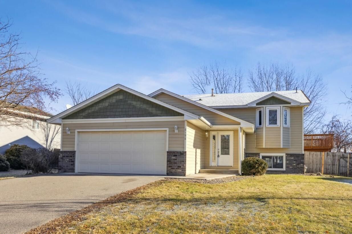 Property Photo:  6198 62nd Street NE  MN 55301 