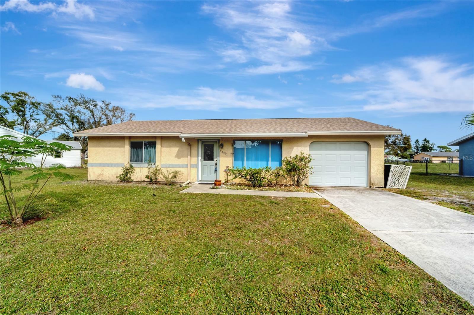 Property Photo:  5880 Spearman Circle  FL 34287 