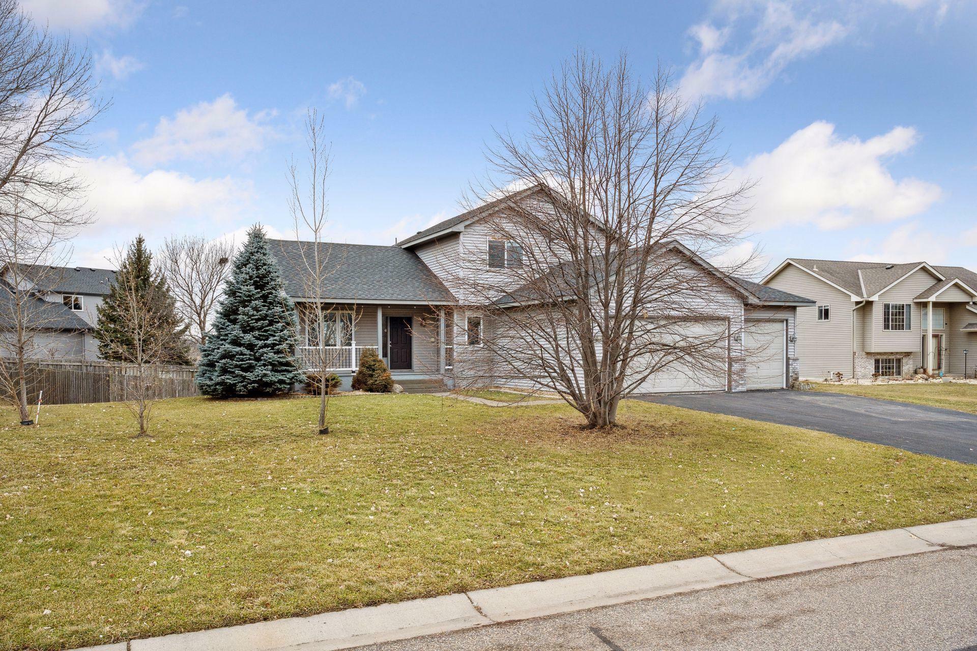 Property Photo:  22761 Claire Court  MN 55374 
