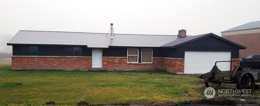 Property Photo:  2608 Judge Ronald Road  WA 98926 