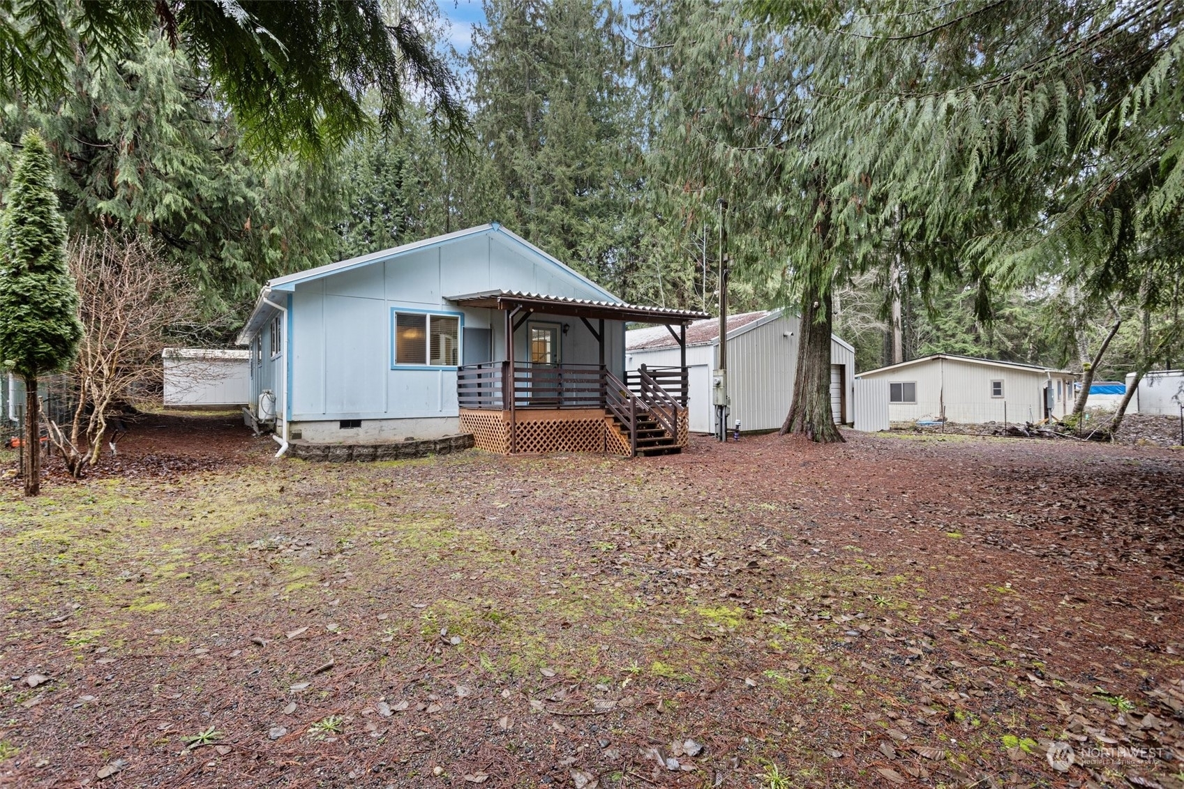 Property Photo:  360 E Lakeshore Drive E  WA 98584 