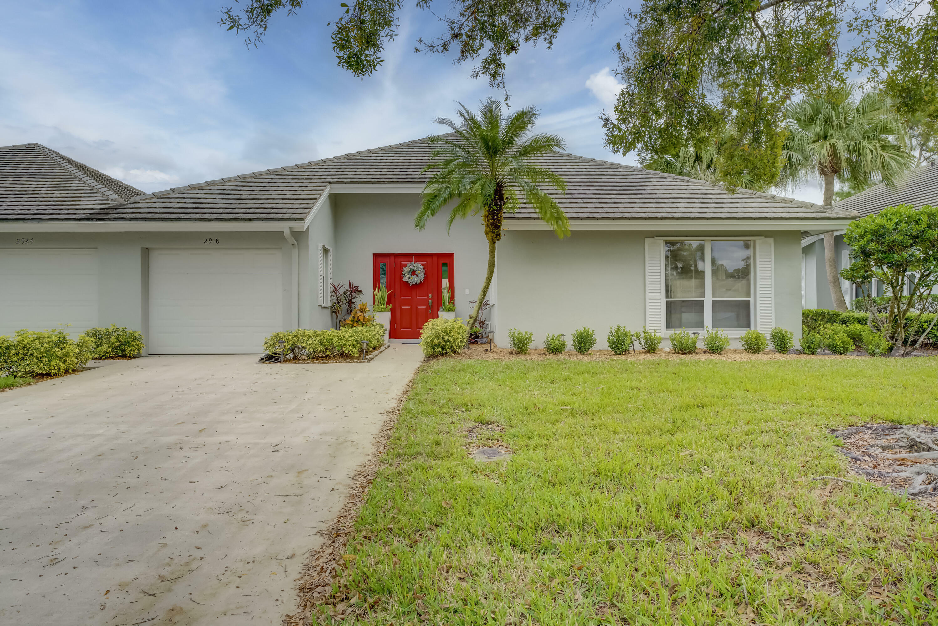 Property Photo:  2918 SW Westlake Circle  FL 34990 