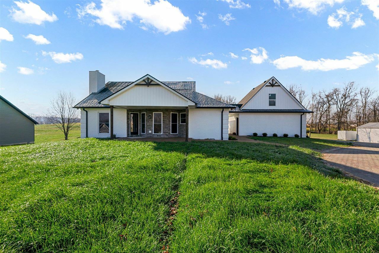 Property Photo:  2339 Noah Bledsoe Road  KY 42171 