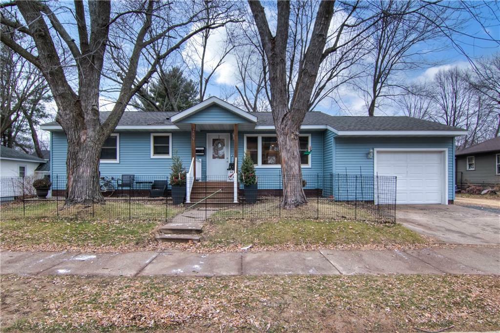 Property Photo:  1607 Broadway Street S  WI 54751 