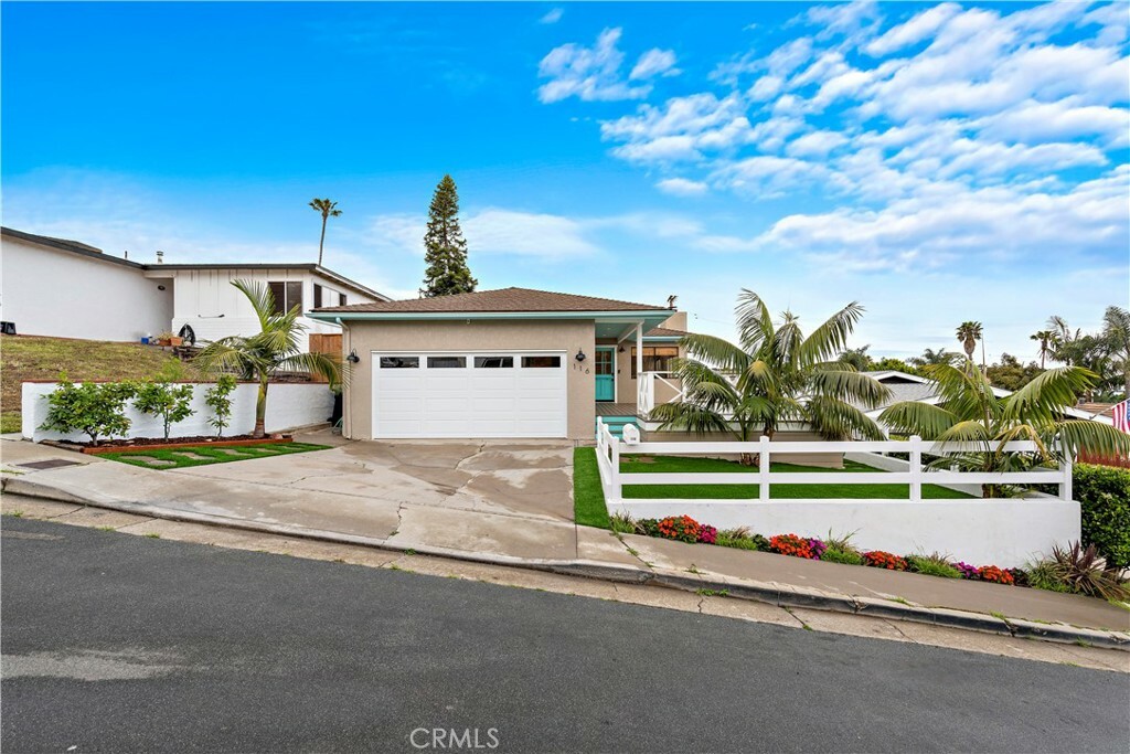 Property Photo:  116 Avenida Lucia  CA 92672 