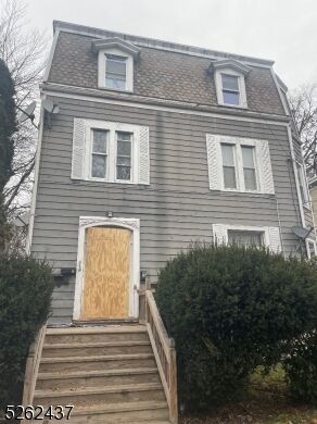 Property Photo: 825 1st Pl NJ 07060