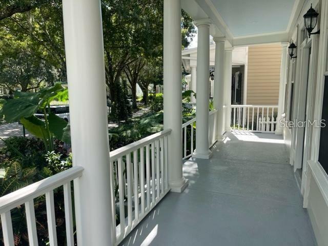 Property Photo:  809 Veranda Place  FL 34747 