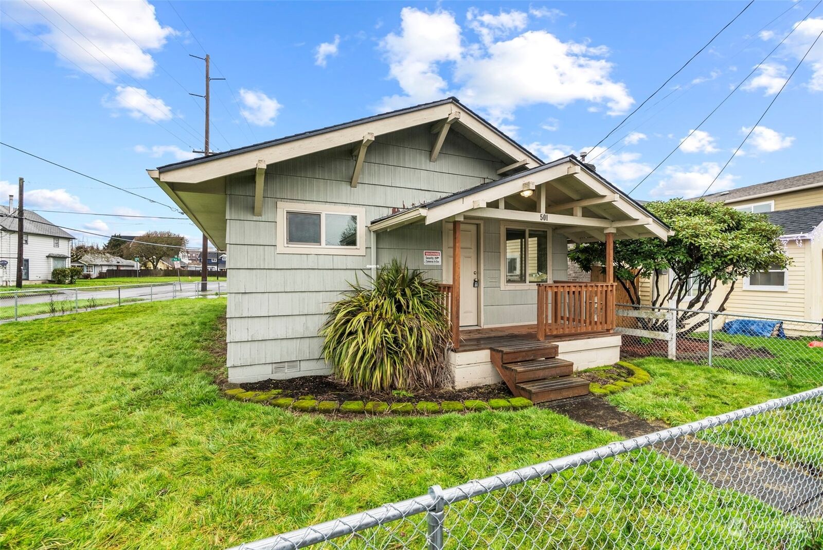 Property Photo: 501 Ash Street WA 98626