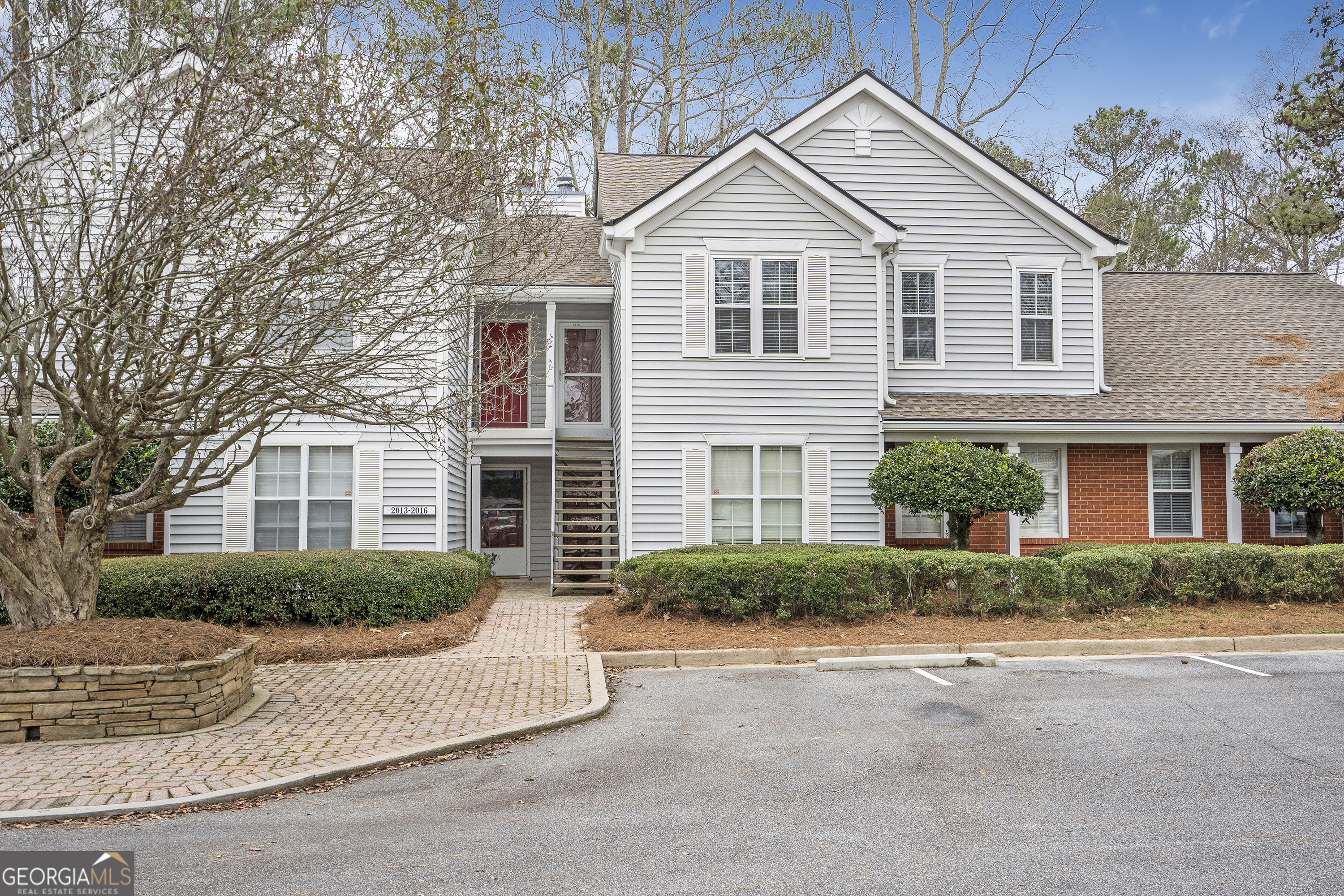 Property Photo:  2016 Henderson Circle  GA 30004 