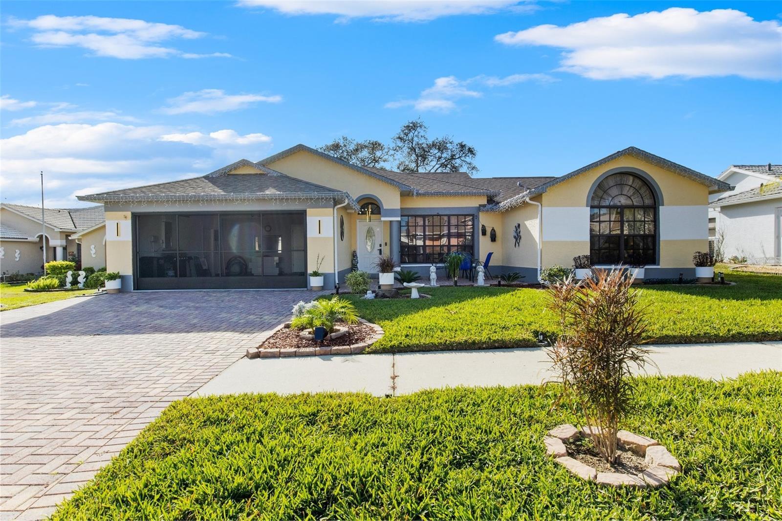 Property Photo:  9400 Dibot Court  FL 34667 