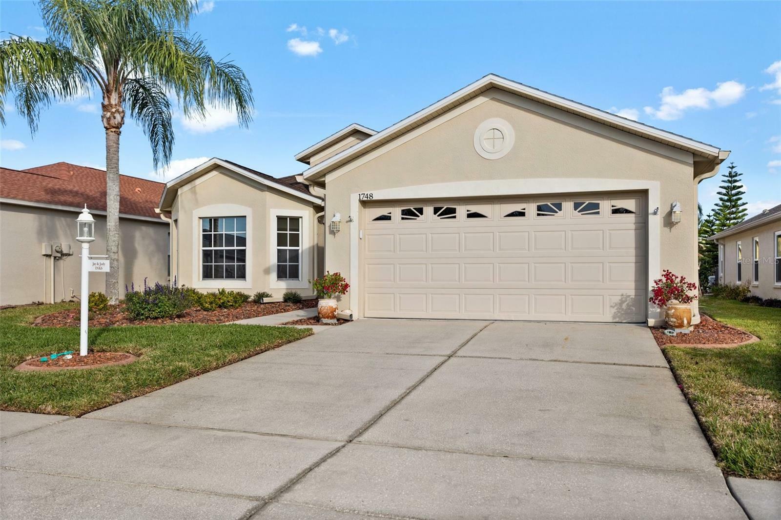 Property Photo:  1748 Bellhurst Way  FL 34655 