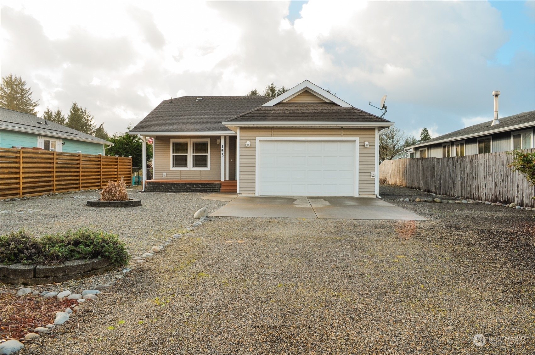 Property Photo:  153 Canal Drive NE  WA 98569 