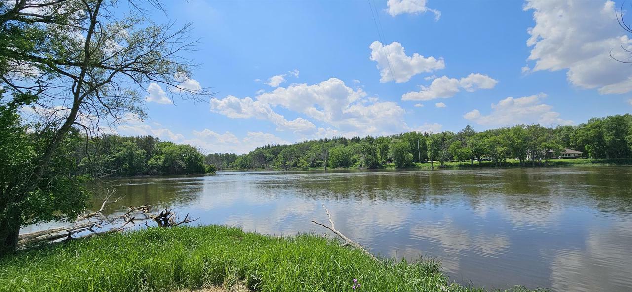 Property Photo:  6135 North River Road  WI 53545 