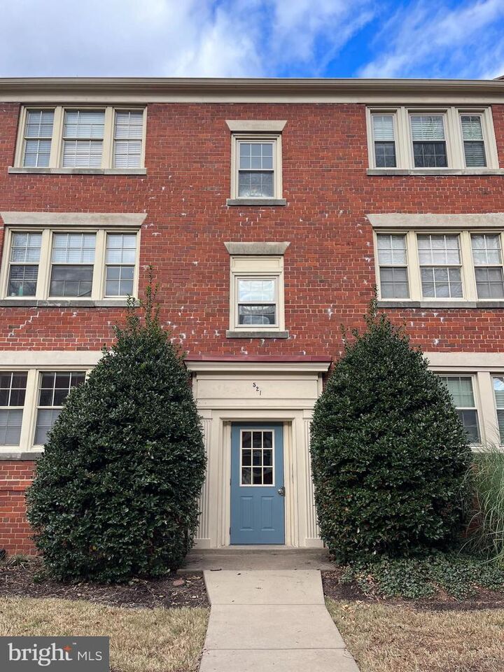 521 Bashford Lane 3  Alexandria VA 22314 photo