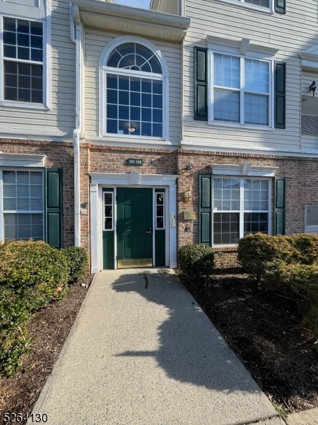 101 Limerick Ln  Lopatcong Twp. NJ 08865 photo