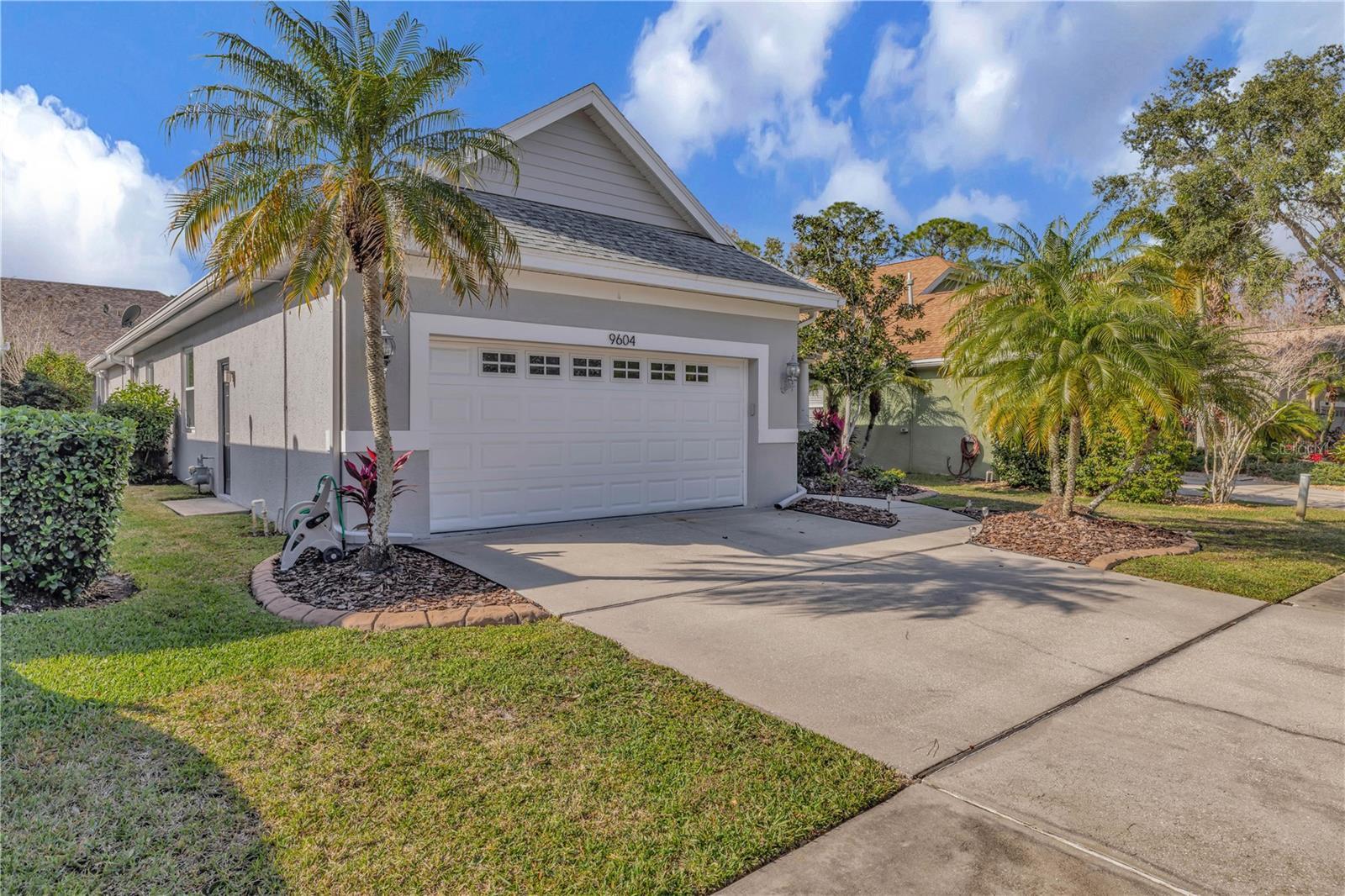 Property Photo:  9604 Gretna Green Drive  FL 33626 