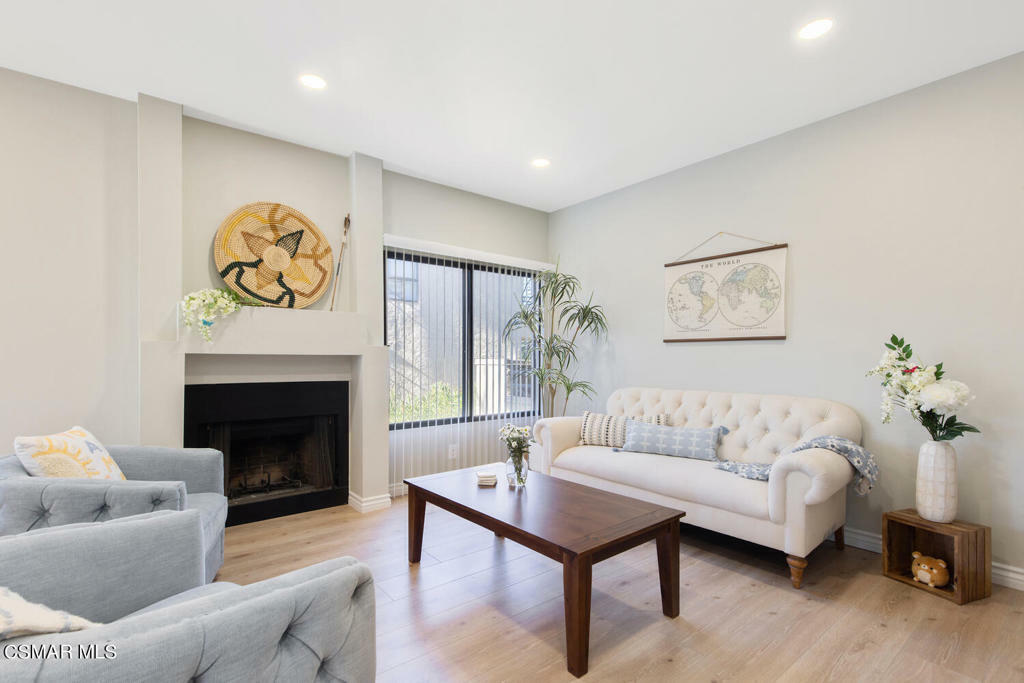 Property Photo: 107 McAfee Court CA 91360