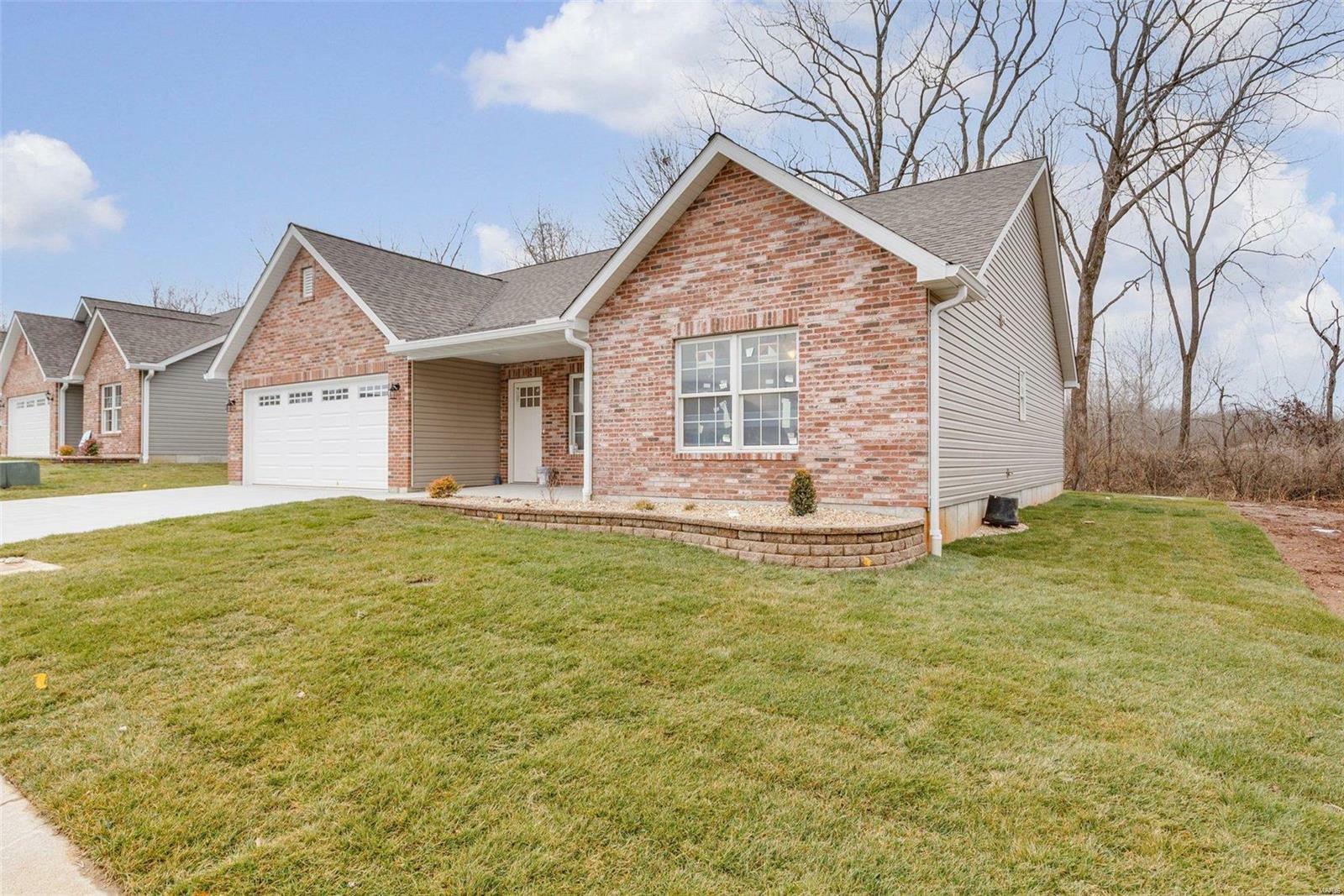 460 Butterfield Drive  Farmington MO 63640 photo