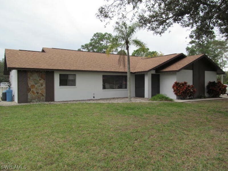 Property Photo:  620 Greenwood Avenue  FL 33972 