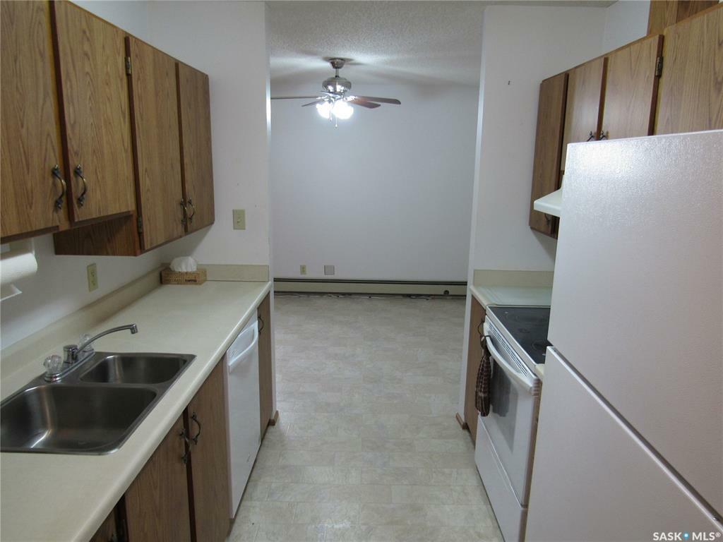 Property Photo:  311 1st Street W 302  SK S0L 2V0 