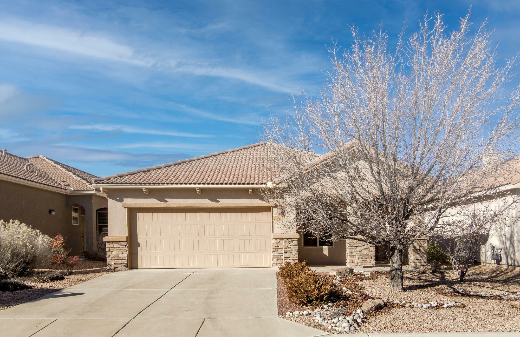 Property Photo:  939 Desert Willow Court  NM 87004 