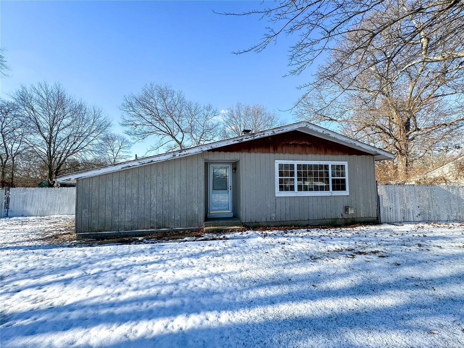 Property Photo:  1429 William Floyd Parkway  NY 11967 