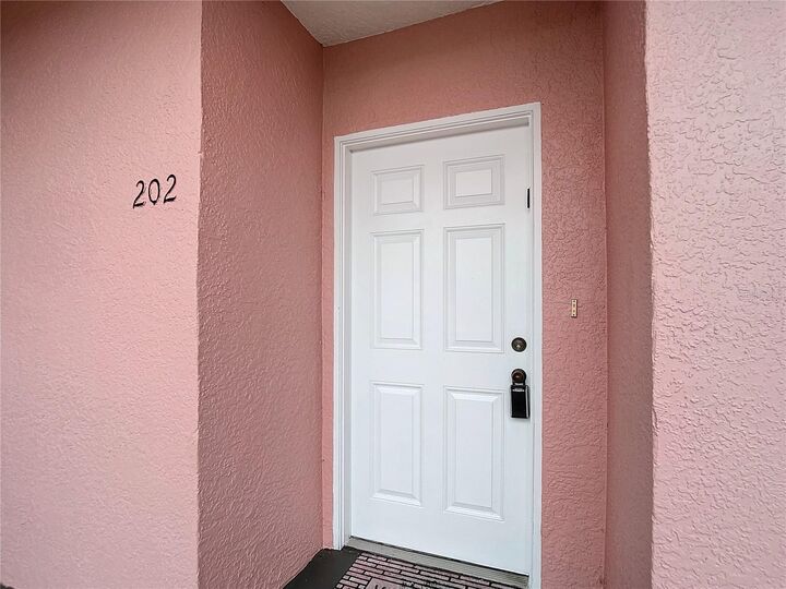 Property Photo: 2120 Heron Lake Drive 202 FL 33983