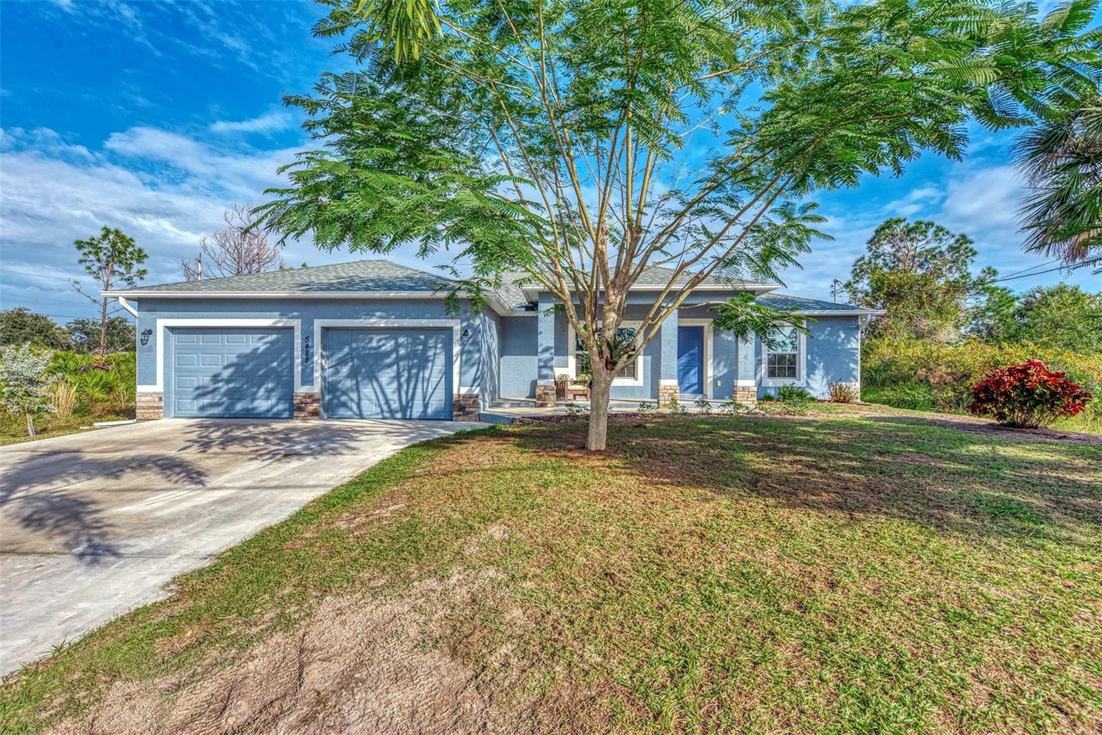 Property Photo:  5488 Hoffman Street  FL 33981 